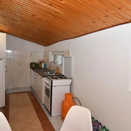 Апартаменты Family Friendly Seaside Duboka, Neretva Delta - Usce Neretve - 8813 *